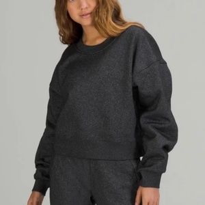 perfectly oversized cropped crew - EUC - no tag